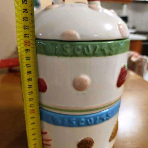 Omnishop two-tier ceramic biscuit jar like new with candy-shaped lid