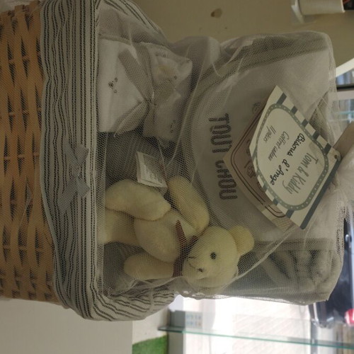 Newborn basket new, ideal gift