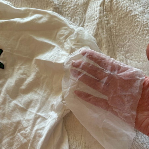 BSB blouse like new, white with tulle sleeve