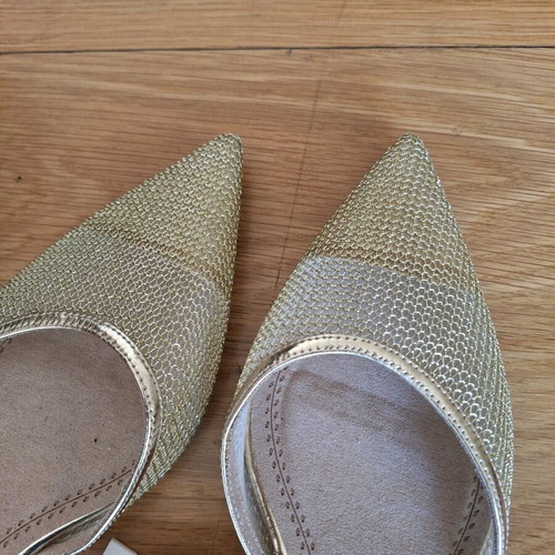 Corina women's sandals new, gold with back strap