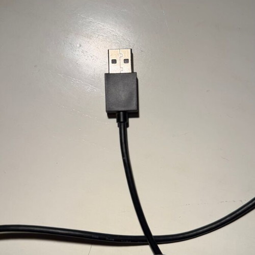 USB to USB Type-C charging and data cable black, like new