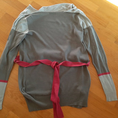 Sisley long blouse with belt like new, gray and pink