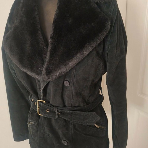 Women's black suede jacket size M like new with fur collar