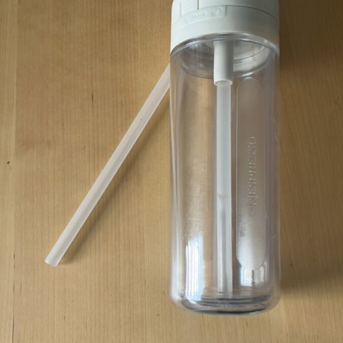 Nespresso Nomad Travel Mug like new with extra straw