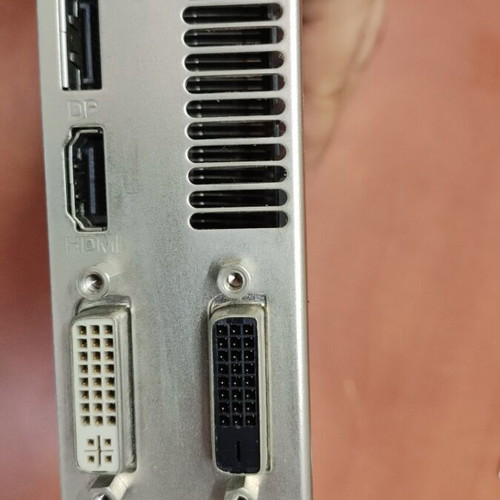 Sapphire Radeon HD 6950 2GB DDR5 graphics card
