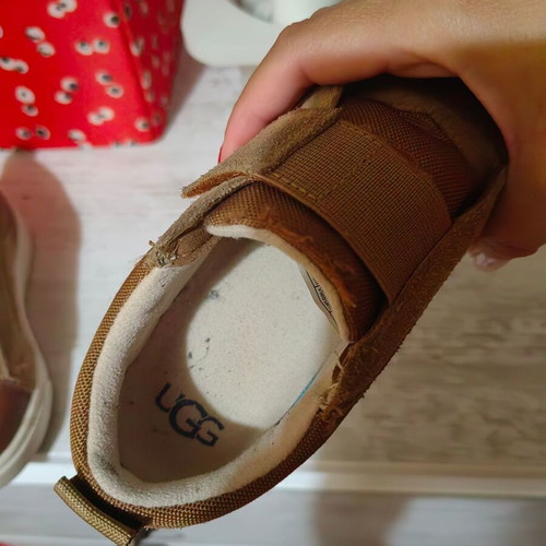 Ugg sneakers used, brown, size 27