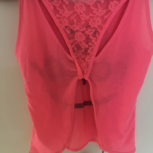 Women's top small medium like new with lace back and front print