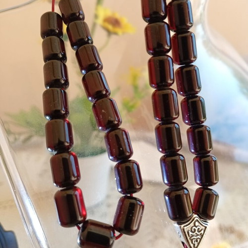 Komboloi worry beads, 33 black cherry mastic beads