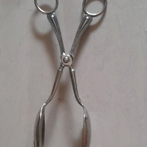 Silver-plated salad tongs like new, made in Italy