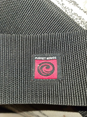 Planet Waves wide guitar strap used