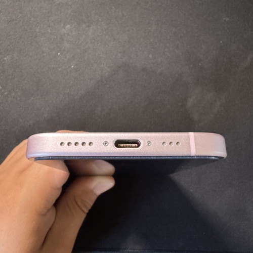 Apple iPhone 15 128GB Pink smartphone