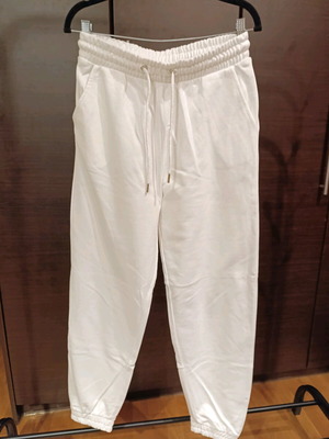 Stradivarius spring autumn tracksuit new, size M, white and beige