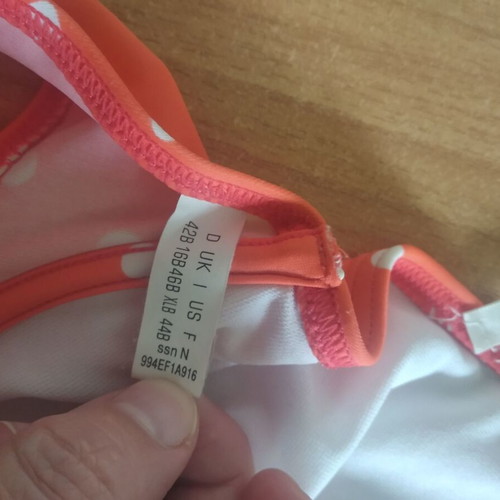 Women's bikini swimsuit used, size medium, multicolored