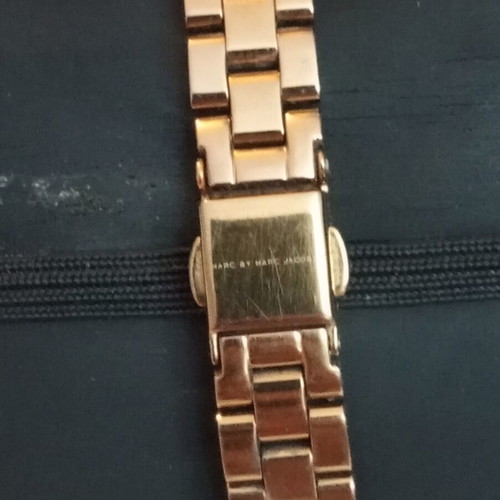 Marc Jacobs Mini Amy ladies watch used, white dial stainless steel rose gold bronze tone MBM 3227