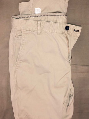 Ανδρικό υφασμάτινο παντελόνι μπεζ μεταχειρισμένο