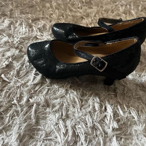 Children's leather dance shoes ballerinas new, size 26-27, black