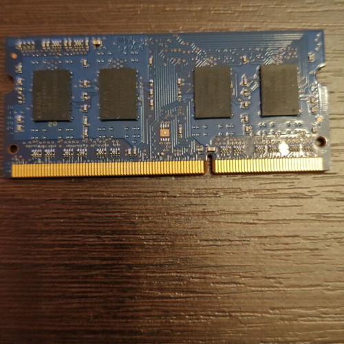 Elpida EBJ20UF8BDU0-GN-F DDR3 Ram 2GB used, 1600MHz