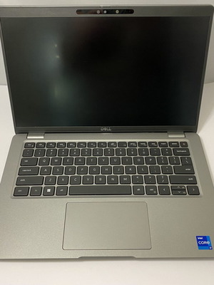 Dell Latitude 5440 laptop like new, Intel Core i5, 16GB RAM, 1TB SSD