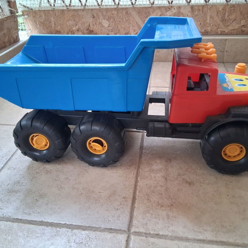 Large toy truck used, 60x23cm