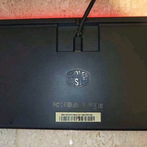 Cooler Master gaming bundle μεταχειρισμένο με πληκτρολόγιο MK750, ποντίκι MP510 και mousepad
