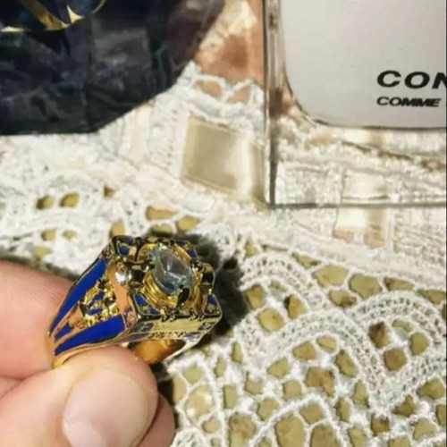 Royal ring new with large aquamarine sapphire, size 6