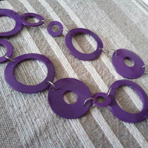 Metal necklace 90s with purple enamel used, length 50 cm