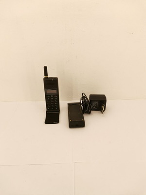 Κινητό Telestet μεταχειρισμένο με το κουτί του εποχής 2000