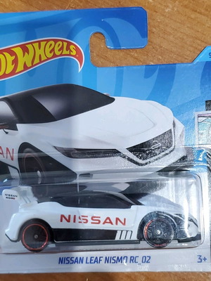 Hot Wheels Nissan Leaf Nismo new