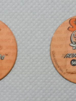 Super Tasty Tops collectible caps like new, set of 2, 1995