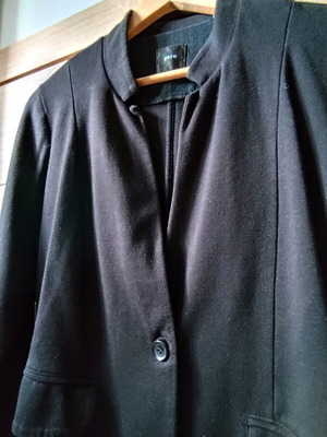 Black jacket like sweatshirt used