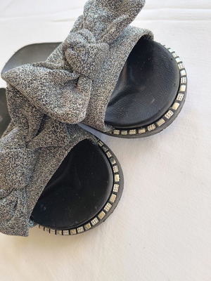 Dianyuan Glitter Bow Slides EU 41 used, silver black