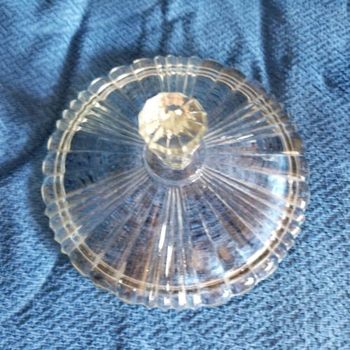 Vintage fondant dish used with small chip