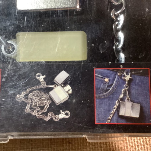 Zippo Zip Chain Lighter with Chain new