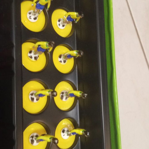 Subbuteo Hasbro Brasil player #410 used, bent, no goalkeeper