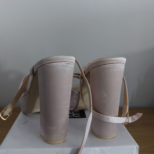 Luigi high-heeled sandals size 39 like new