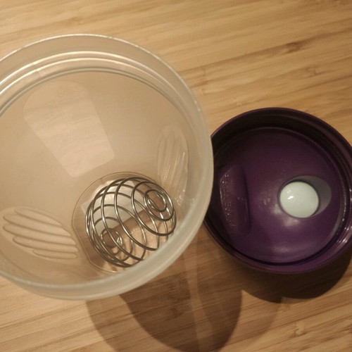 Shaker from Curves with patented silver blade new