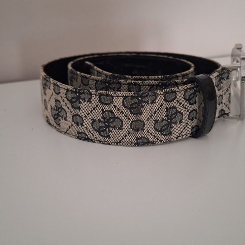 Calvin Klein black belt with metallic plaque, 90 cm