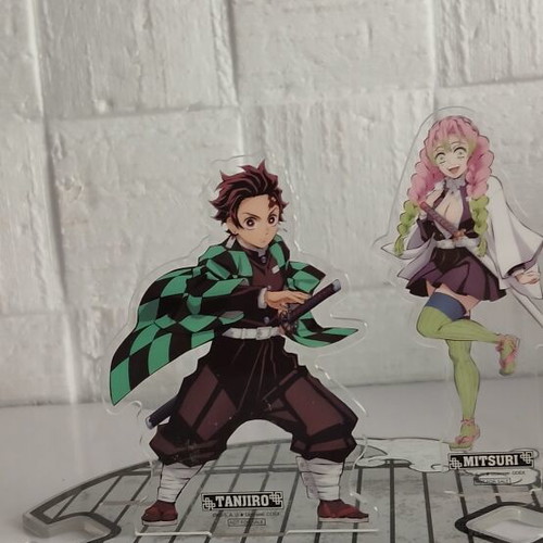 Demon Slayer acrylic stands pack like new