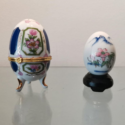 Porcelain eggs used vintage decorative floral set of 2 pieces