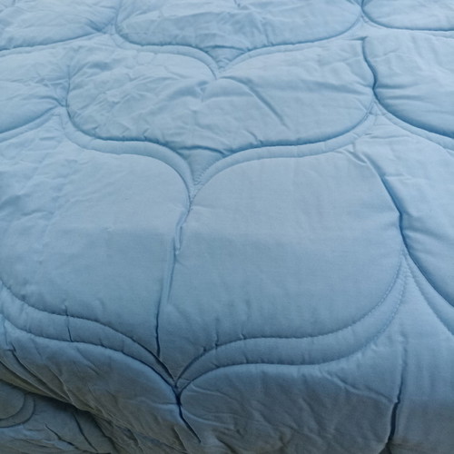 Double quilt new, reversible with cotton fabric
