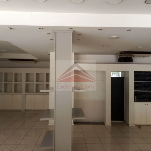 Commercial Store 130 sqm Corner Unit in Agia Paraskevi