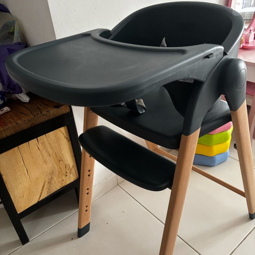 Bo Jungle high chair like new, foldable