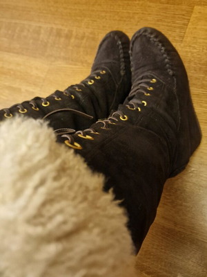 Miu Miu Leather Boot With Fur Like New, Brown Size 38