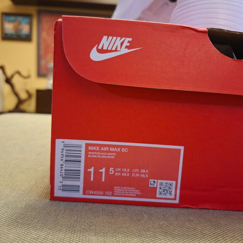 Nike Air Max SC athletic shoes new, size 45.5, black and white