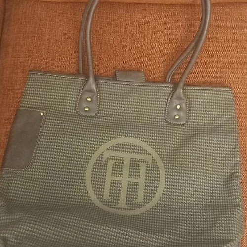 Tommy Hilfiger shoulder bag brown like new