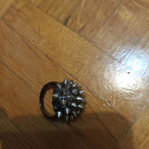 Unisex ring used dark gray with silver spikes