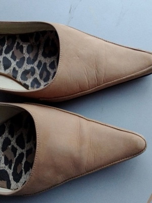 Spanish shoes used, brown suede leather pumps size 38