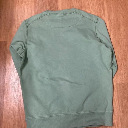 Stone Island Sweater M green with small sleeve stain, like new