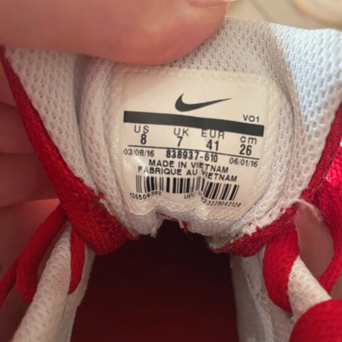 Nike athletic shoes used, size 41, red