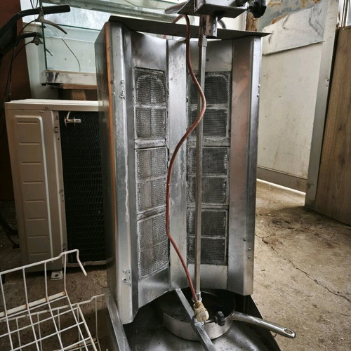 Gyro machine used with motor and skewer for gas and 220V electric
